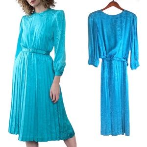 VTG Lauren Alexandera Belted Pleated Swirly Moire Floral Blue Silk Midi Dress